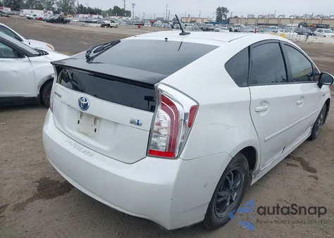 2013 Toyota Prius Three from USA, damaged, VIN JTDKN3DU8D5554582